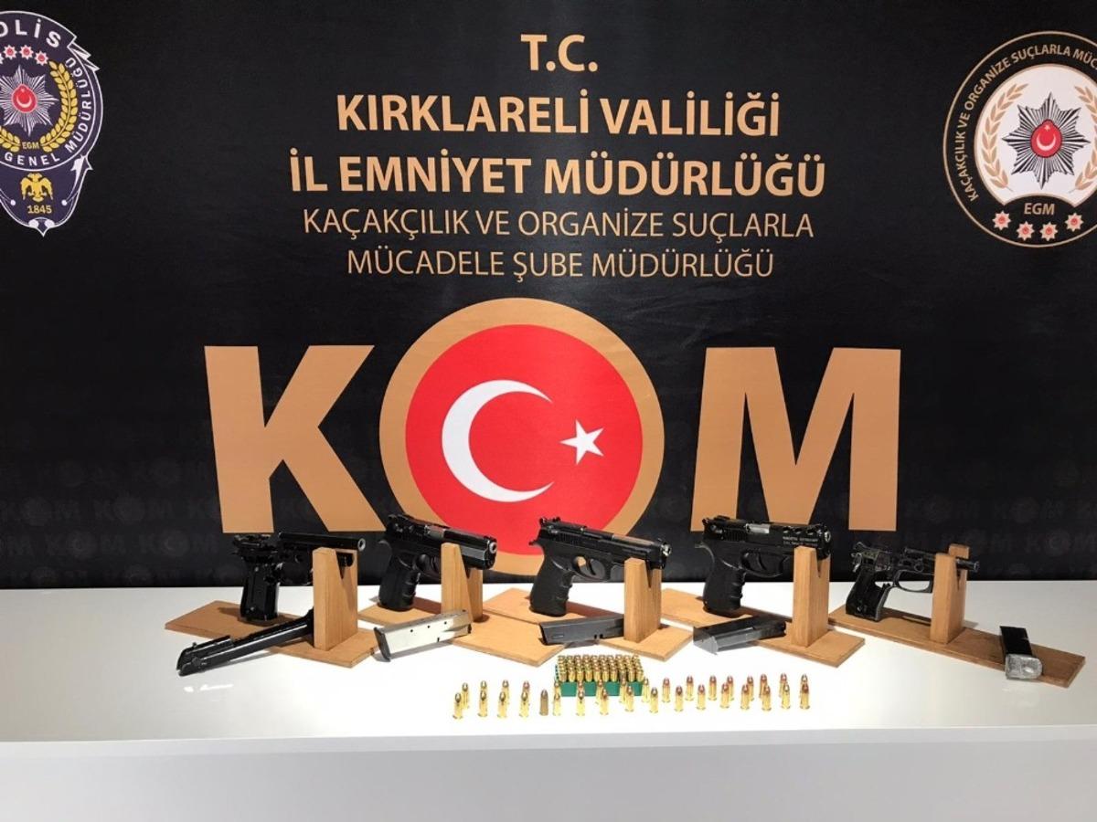 Kırklareli&rsquo;nde sahte para ve ruhsatsız tabanca operasyonu