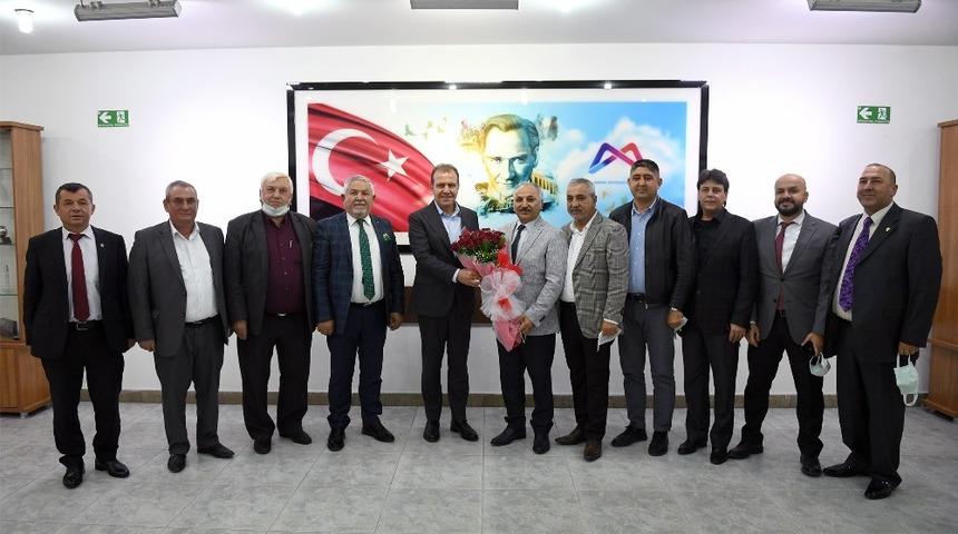 Se&ccedil;er: "Biz bug&uuml;nler i&ccedil;in varız, b&uuml;t&uuml;n esnafımızın yanındayız"