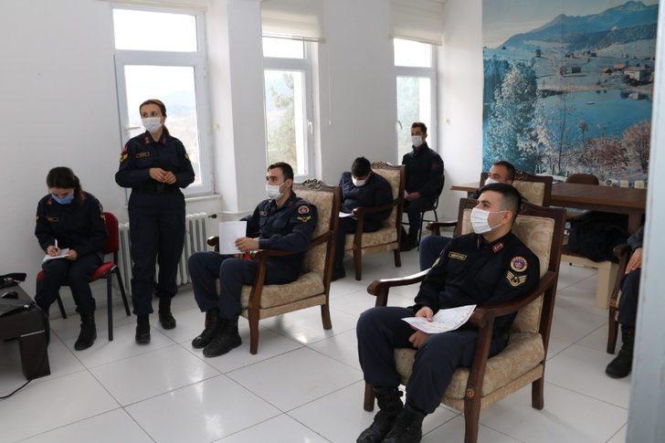 Jandarma personeline “Aile İçi ve Kadına Yönelik Şiddetle Mücadele” eğitimi verildi G2