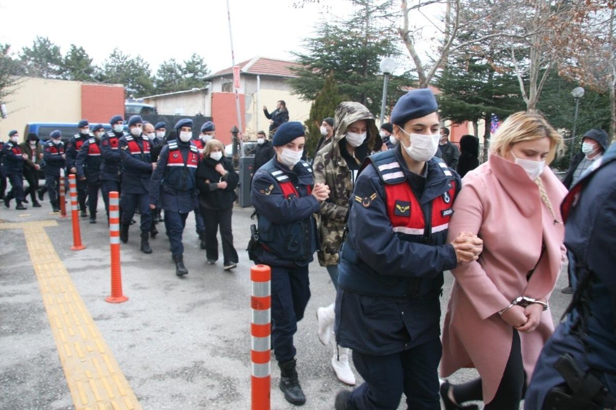 Termal devrem&uuml;lk satışı &uuml;st&uuml;nden 150 milyon TL&rsquo;lik vurgun yaptılar