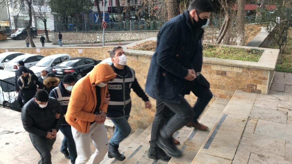 Bilecik&rsquo;te d&uuml;zenlenen fuhuş operasyonunda 8 kişi tutuklandı