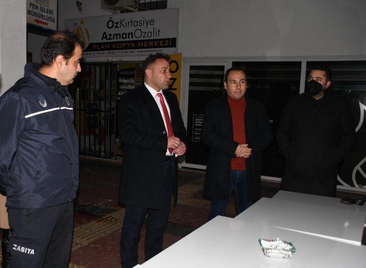 Kuşadası’nda zabıtaya mesai öncesi moral kahvaltısı G3