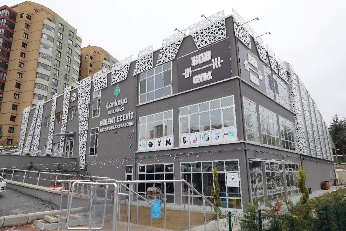 Pandemi g&uuml;nlerinde buz pateni keyfi