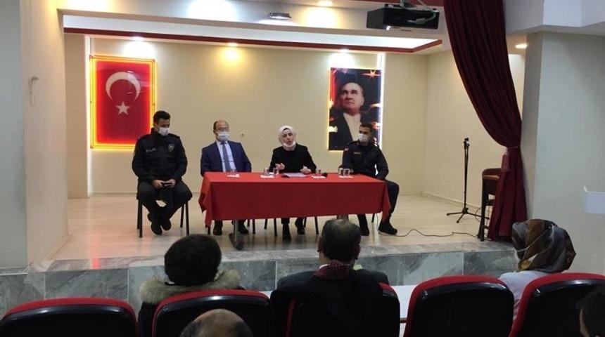 Seyitgazi&rsquo;de 2021 yılının ilk muhtarlar toplantısı yapıldı