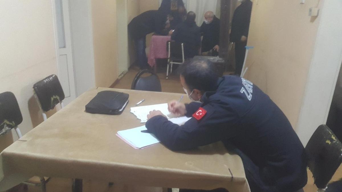 Oyun salonuna &ccedil;evrilen eve polis baskını