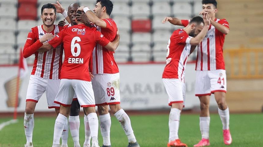 Süper Lig ekibi Antalyaspor'a transfer yasağı getirildi