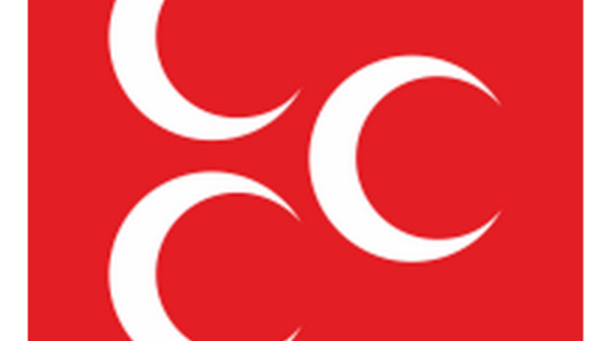 İzgi, siyaseti bırakmaktan vazge&ccedil;ti