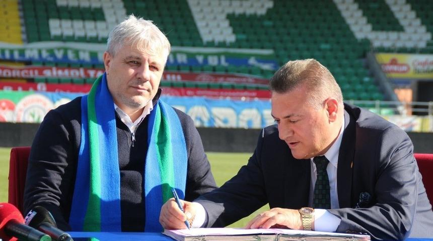 Sumudica, Çaykur Rizespor ile sözleşme imzaladı