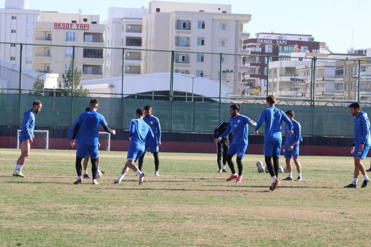 Karak&ouml;pr&uuml; Belediyespor sezona Silivri&rsquo;de başlıyor