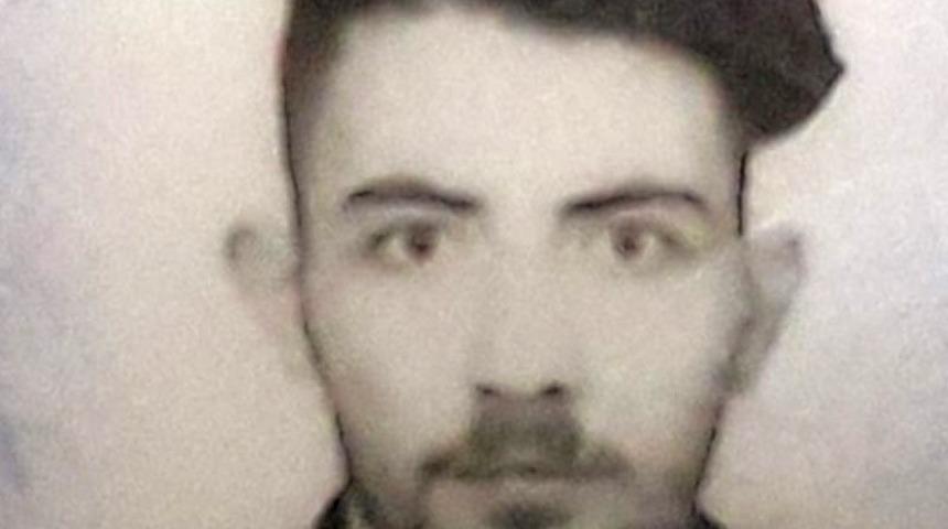 Kız meselesi i&ccedil;in bı&ccedil;akla adam &ouml;ld&uuml;ren gence 10 yıl hapis