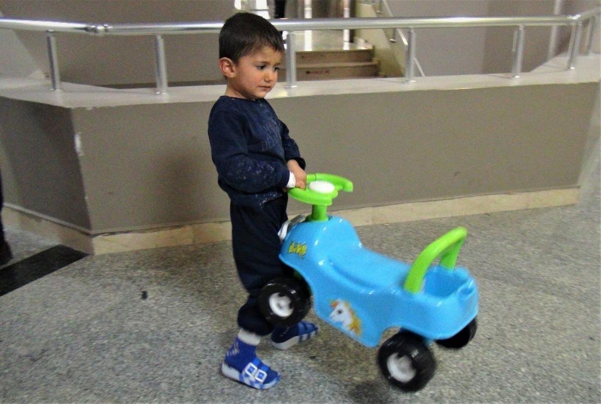 Minik Hayaller Mağazası hasta &ccedil;ocuklara umut oldu