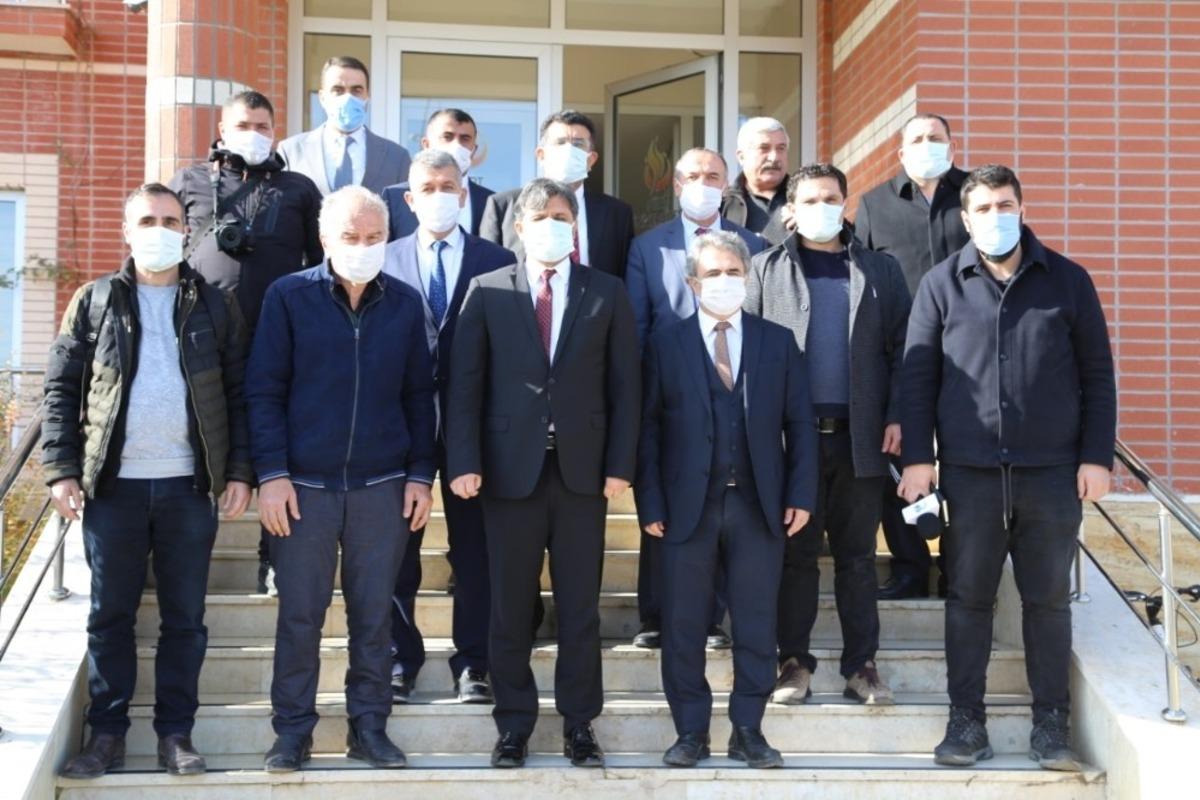 Siirt &Uuml;niversitesi Rekt&ouml;r&uuml; Prof. Dr. Şındak basın mensupları ile bir araya geldi