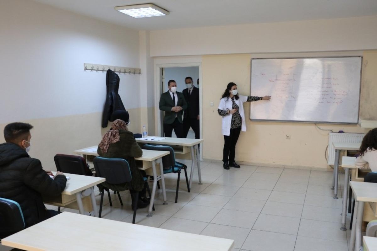 MABEM&rsquo;de y&uuml;z y&uuml;ze eğitimler başladı