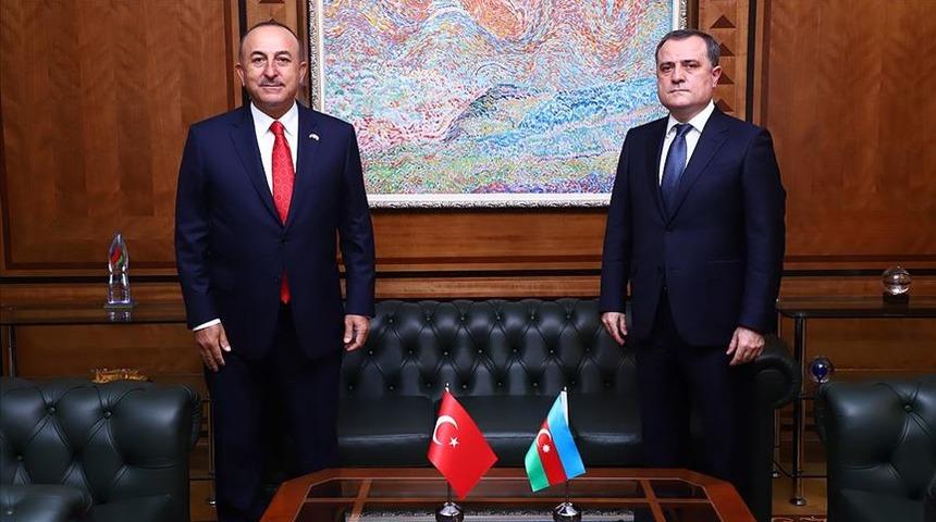Bakan &Ccedil;avuşoğlu, Azerbaycan Dışişleri Bakanı  Bayramov ile telefonda g&ouml;r&uuml;şt&uuml;
