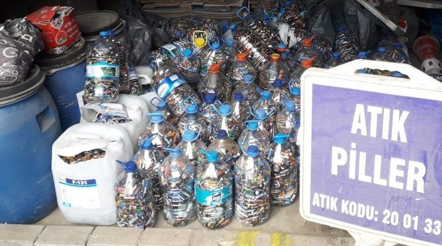 K&ouml;rfez Belediyesi bin 950 kilo atık topladı