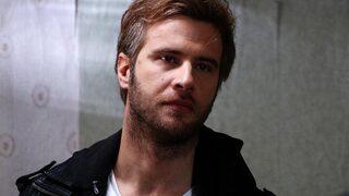 Özgür Çevik kimdir? Yeşilçam : Bir Sinema Hayvanı İzzet Orkan kimdir, kaç yaşında, nereli?