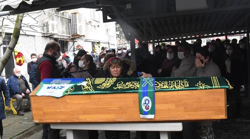 Lojmandaki odasında ölü bulunan basketbolcu gözyaşlarıyla uğurlandı