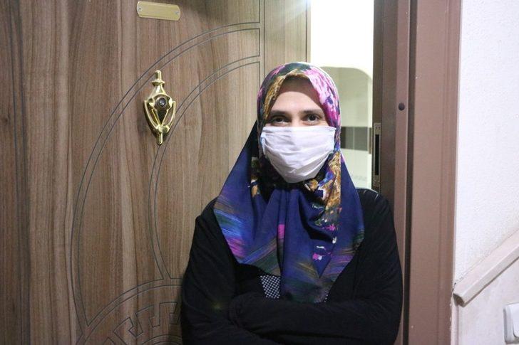 Çatıda mahsur kalan kediyi itfaiye ekipleri kurtardı G2