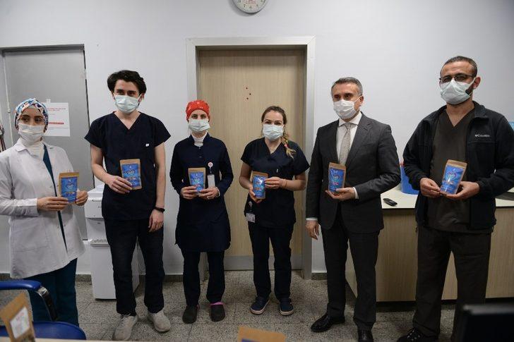 Çorum belediyesi’nden sağlık çalışanlarına kış çayı G4