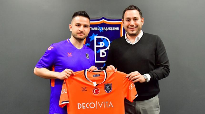 &Ouml;mer Ali Şahiner resmen Başakşehir&rsquo;de