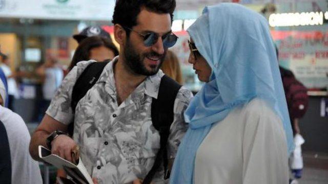 Oyuncu Murat Yıldırım Faslı eşiyle hacca gitti