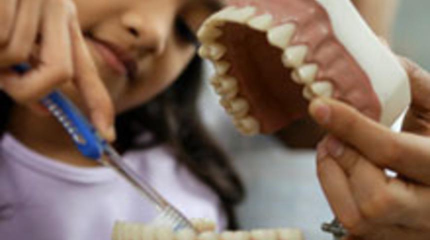 &Ccedil;ocuğunuz Diş Hekiminden Korkuyor mu?