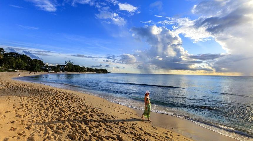 2000 dolara evden değil Karayipler'den çalışın!