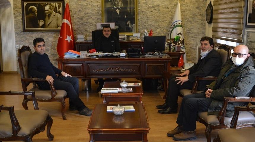 İHA Erzurum B&ouml;lge M&uuml;d&uuml;r&uuml; T&uuml;rkez, Belediye Başkanı Demir&rsquo;i ziyaret etti