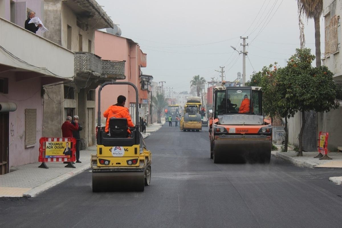 B&uuml;y&uuml;kşehir Belediyesinden Kazanlı&rsquo;da asfalt &ccedil;alışması