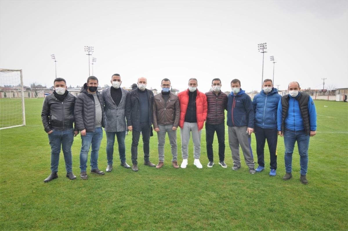 Nazilli Belediyespor&rsquo;a ikinci yarı &ouml;ncesi baklava dopingi