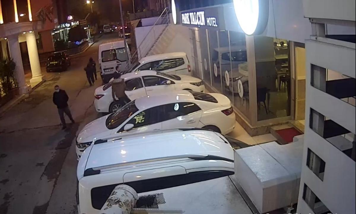 2.7 milyon liralık silahlı gasp girişimi kuryeye takıldı