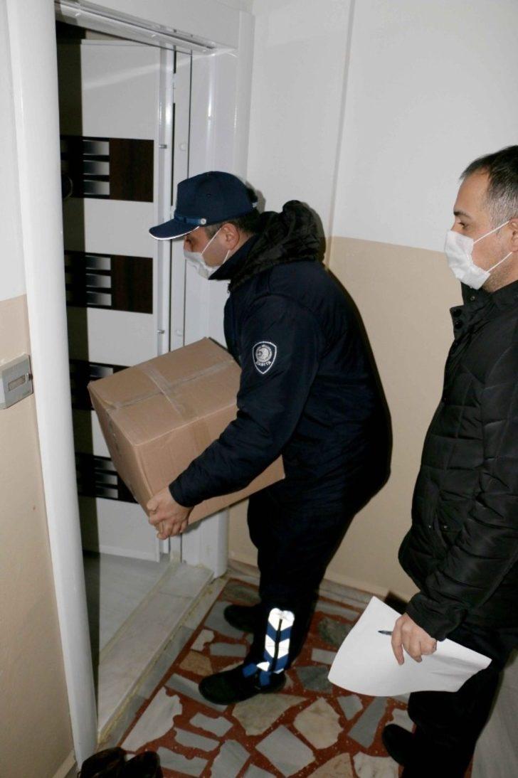 Kartal Belediyesi’nden kahvehane esnafına erzak desteği G5