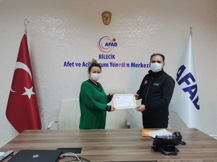 İzmir Valisi Köşger’den Bilecik AFAD personeline teşekkür mektubu G3