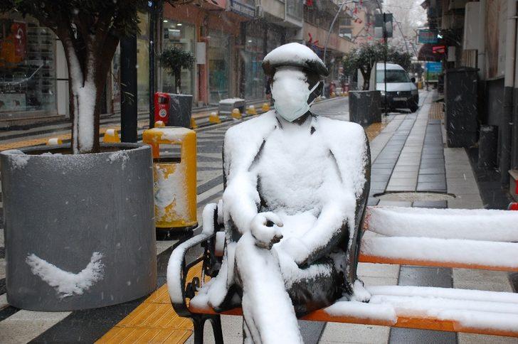 Keşanlılar bembeyaz bir güne uyandı G1