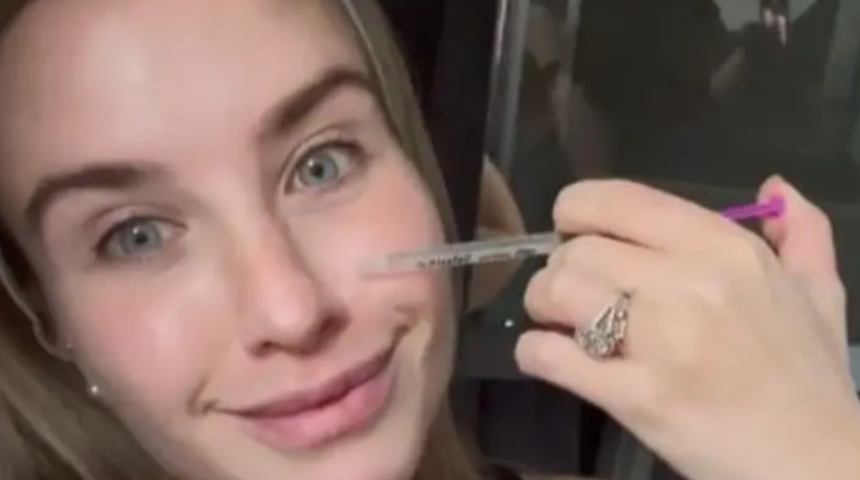 Yaşlanmayı önlemek için yüzüne anne sütü enjekte ediyor