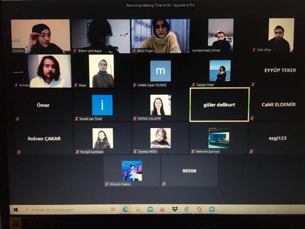 Van Halk K&uuml;t&uuml;phanesi webinar ile okuyucuları yazarlarla buluşturuyor