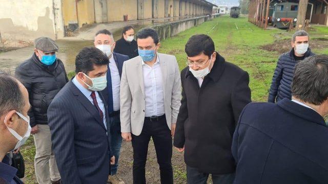 Rektör Aldemir, Sümer Basma Fabrikası’nda incelemelerde bulundu