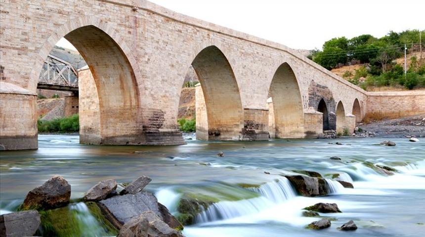 Palu Köprüsü nerede? Palu Köprüsü tarihi
