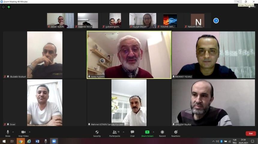 Emekli profes&ouml;rden &ouml;ğretmenlere altın gibi &ouml;ğ&uuml;t: