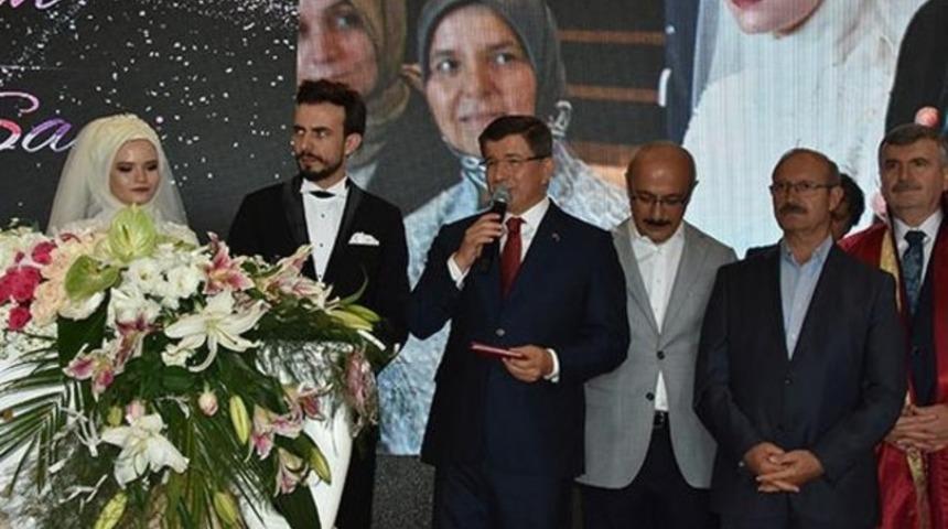 Ahmet Davutoğlu'ndan çok konuşulacak Konya çıkışı