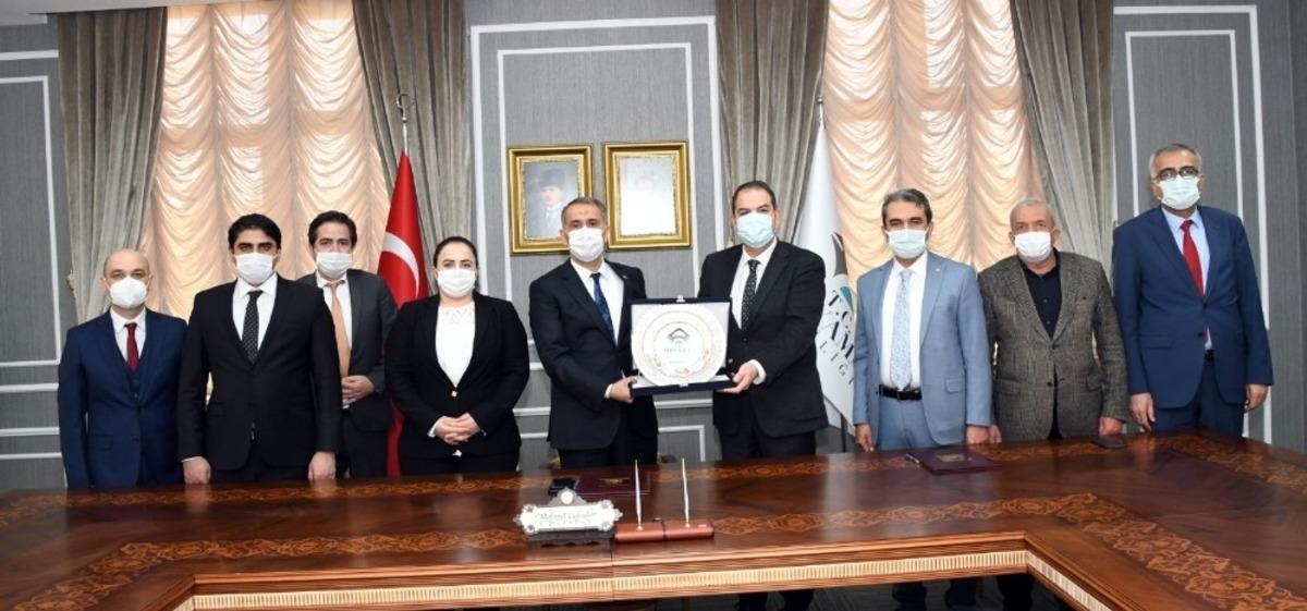 Besni&rsquo;de sağlığa hayırsever desteği