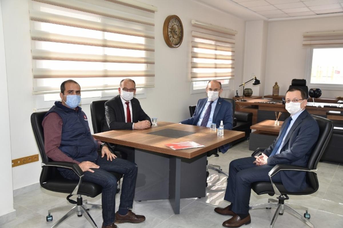 Vali Karadeniz, Turgutlu OSB toplantısına katıldı