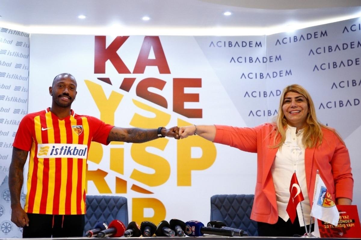 Kayserispor&rsquo;da 3 futbolcu kadro dışı