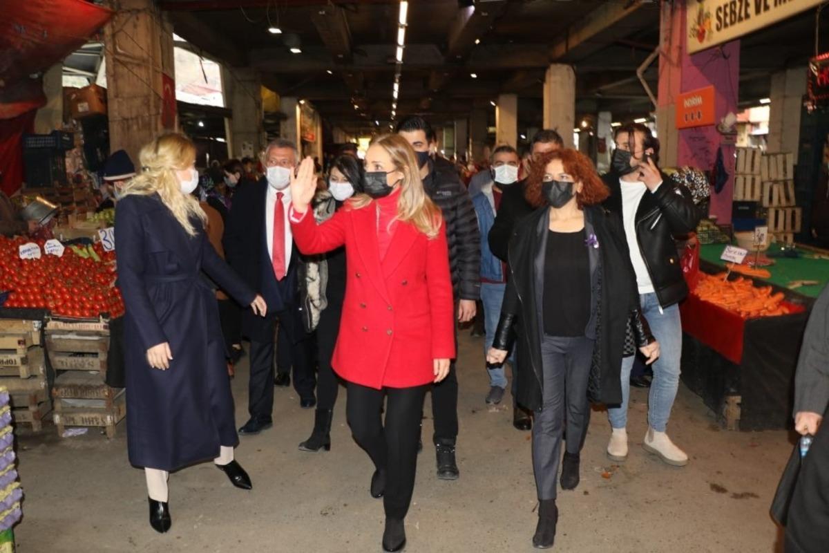 CHP Kadın Kolları Genel Başkanı Aylin Nazlıaka Zonguldak&rsquo;ta