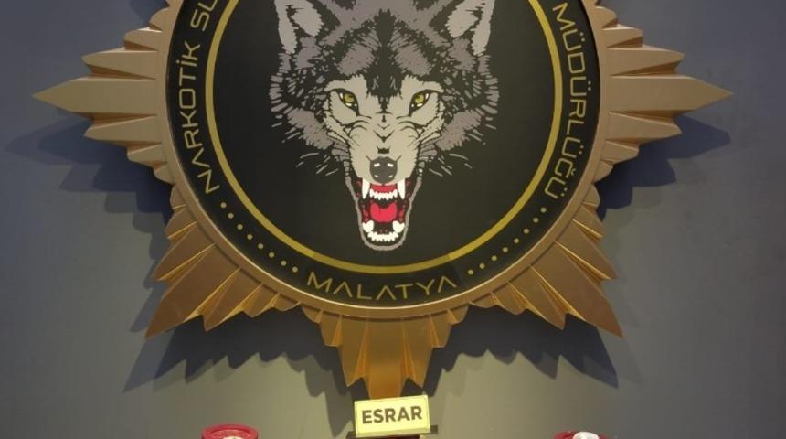 Peynir bidonunda esrar ele ge&ccedil;irildi