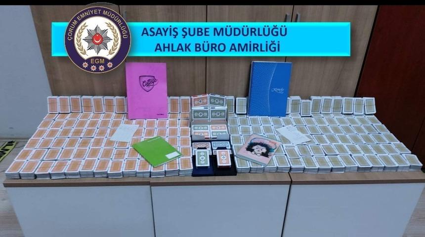 &Ccedil;orum polisinden kumarhane baskını