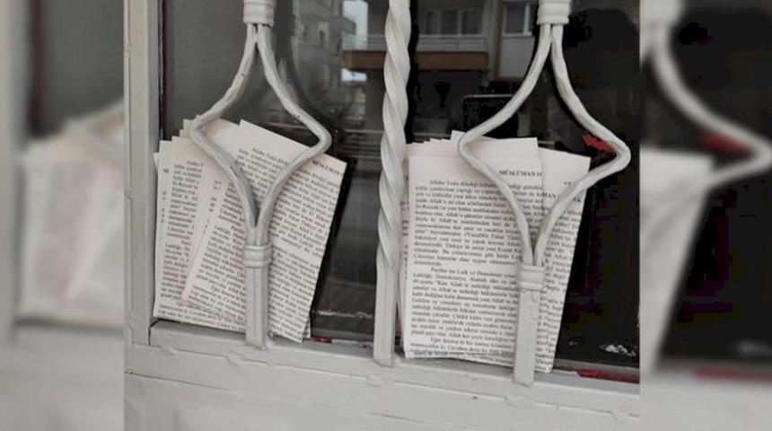 Ankara'da şeriat &ccedil;ağrısı yapan provakatif bildirileri dağıtan ş&uuml;pheli g&ouml;zaltına alındı