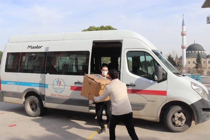 Üniversiteli gençlerden okullara spor malzemesi G4