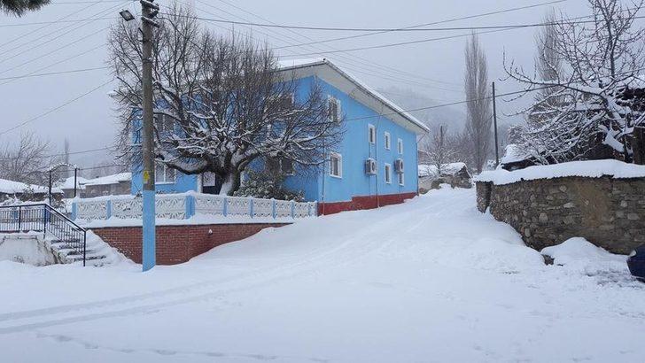 Simav’ın Hacıhüseyinefendi köyü karantinaya alındı G2