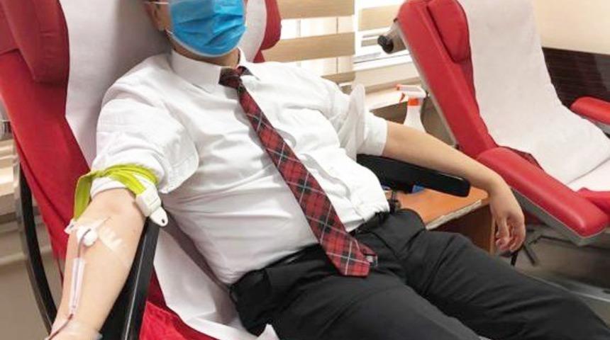 ERÜ Rektörü Çalış, kan bağışında bulundu